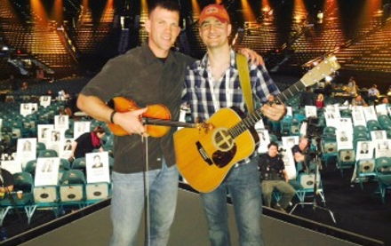 Brother plays Vegas stage with Lady Antebellum Image for Brother plays Vegas stage with Lady Antebellum